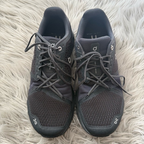 ON RUNNING Cloudstratus Running Shoe Men's Black Size 10 - Picture 3 of 10